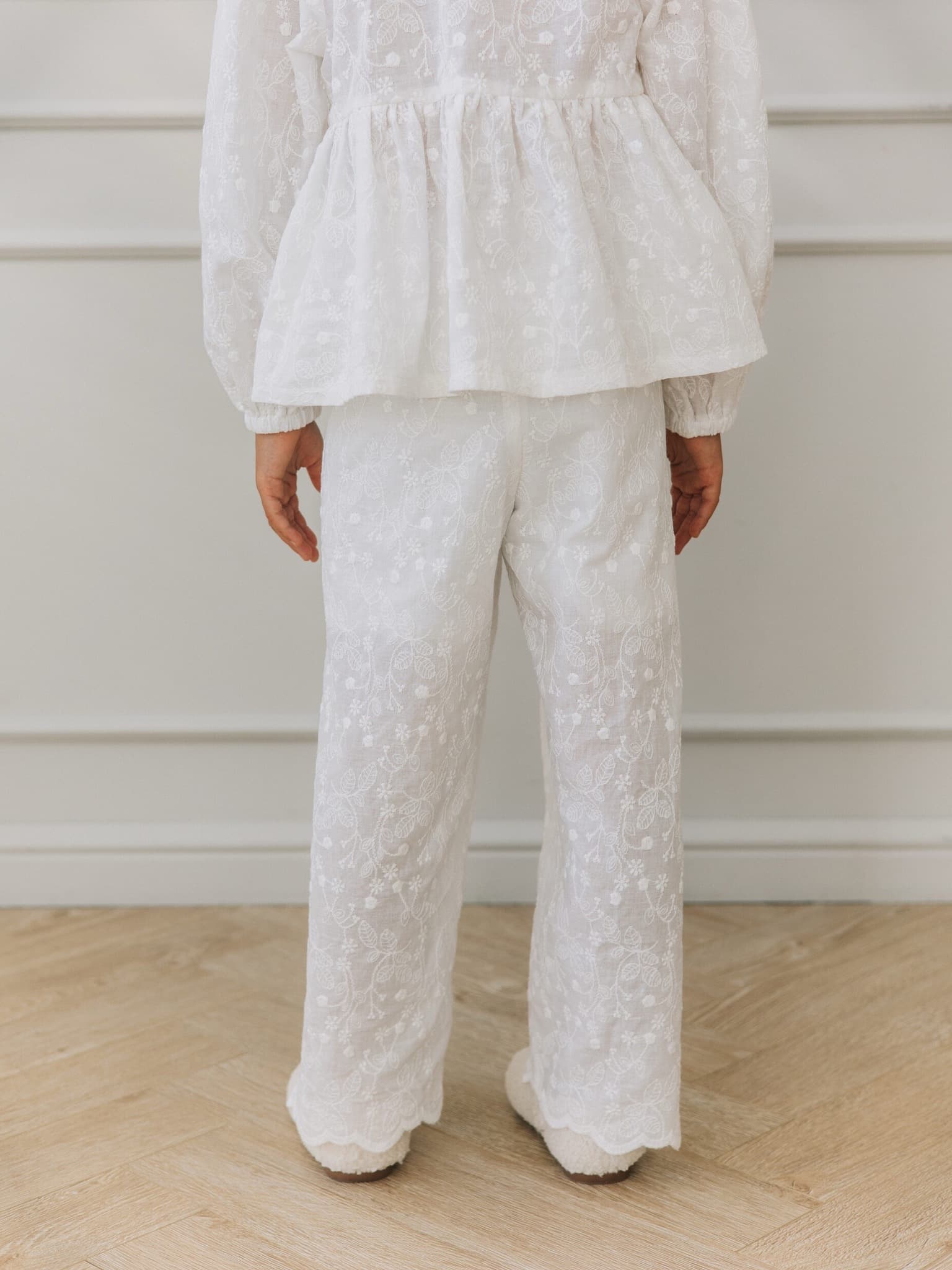 Брюки из шитья "Мия", Молоко