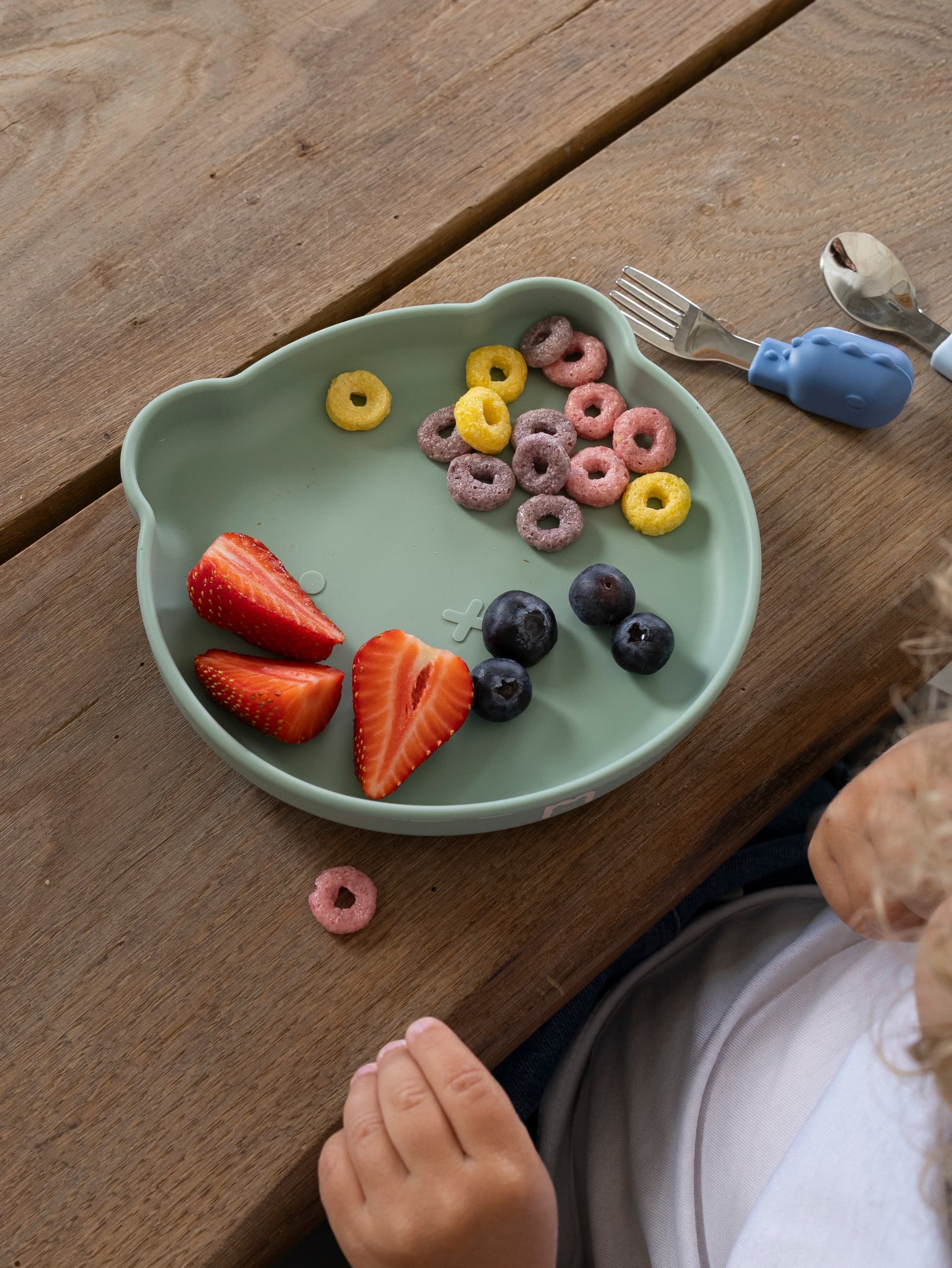 Силиконовая тарелка на присоске 400 мл Мишка, Mint