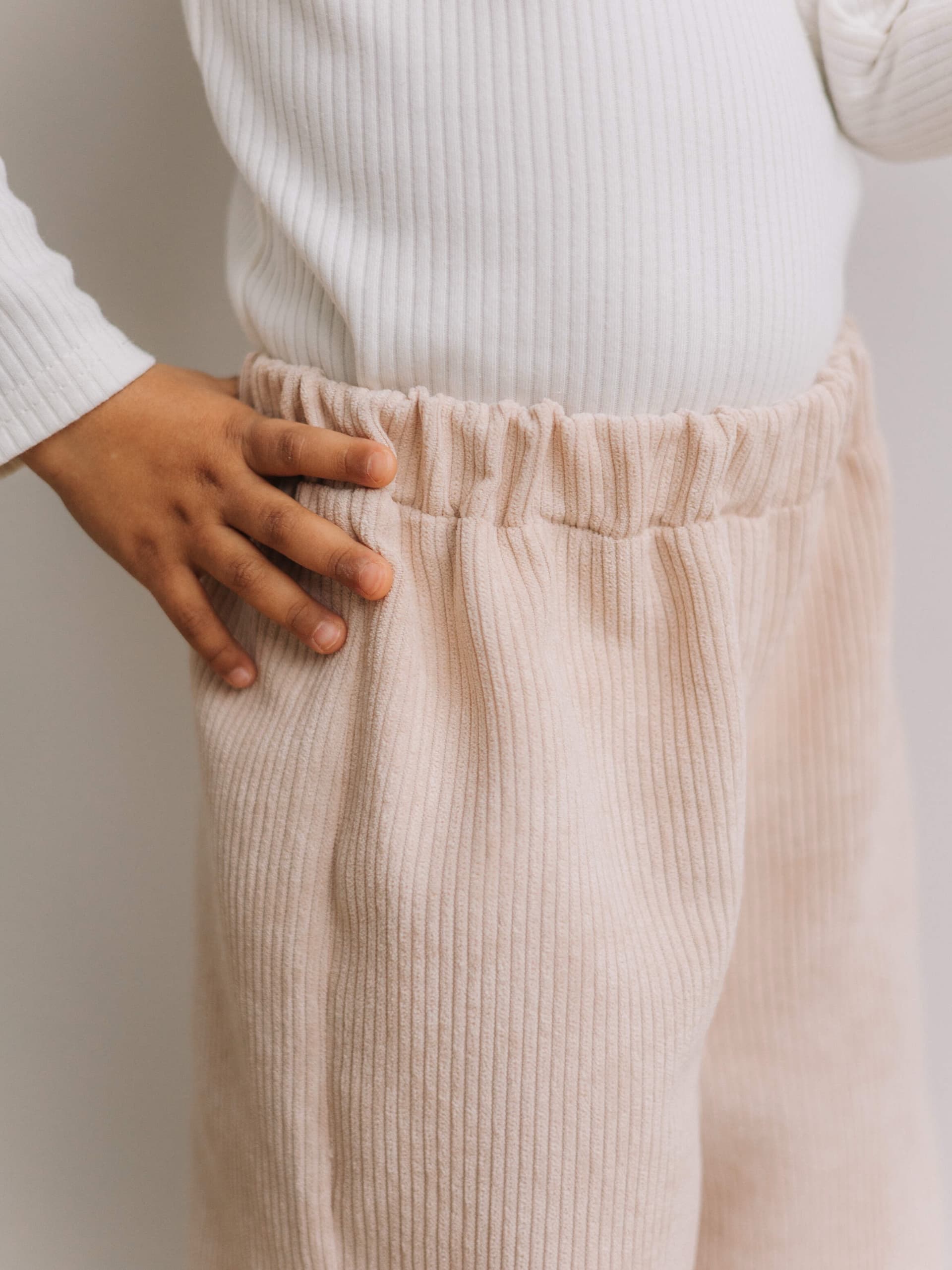 Вельветовые брюки с рюшками, Милк