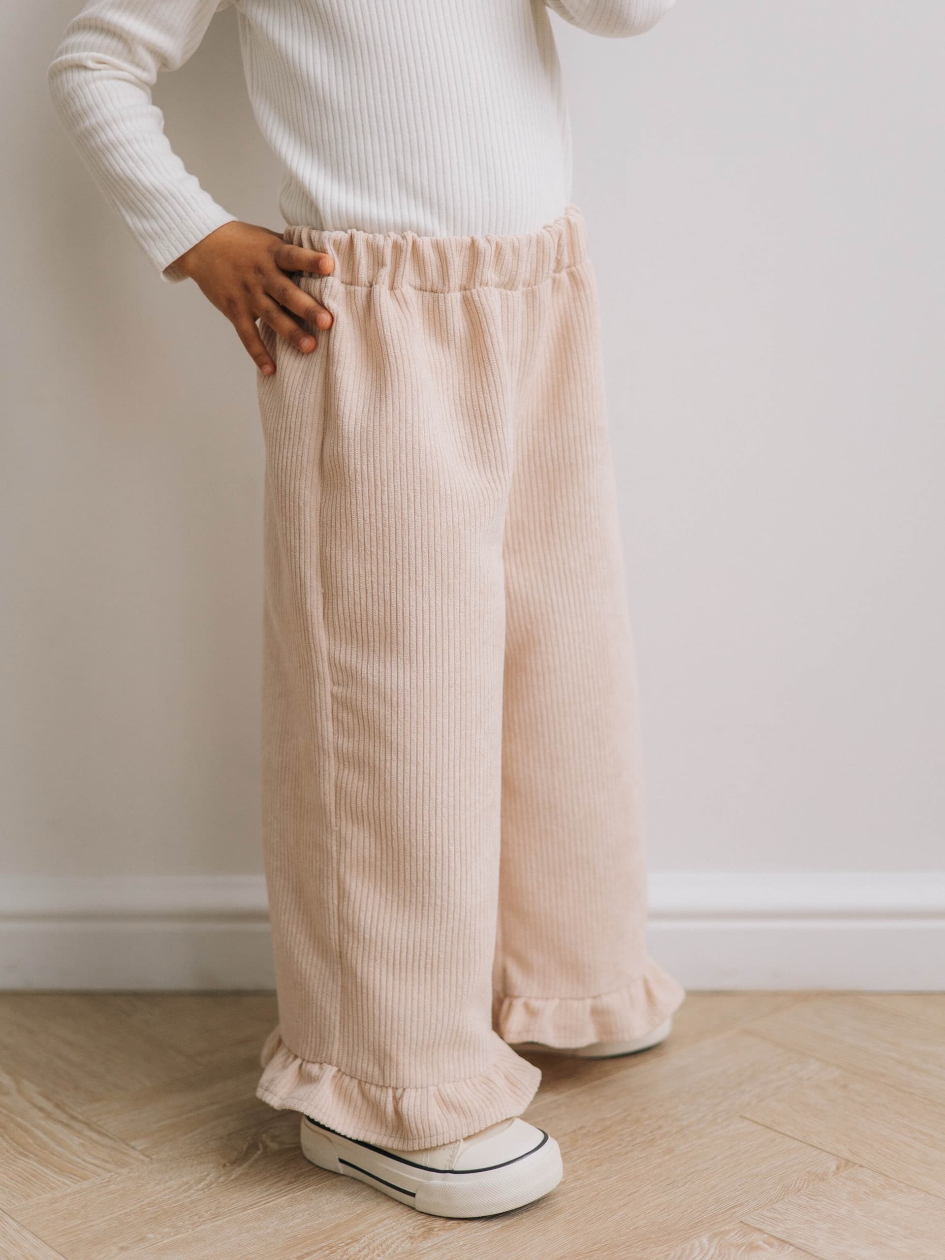 Вельветовые брюки с рюшками, Милк