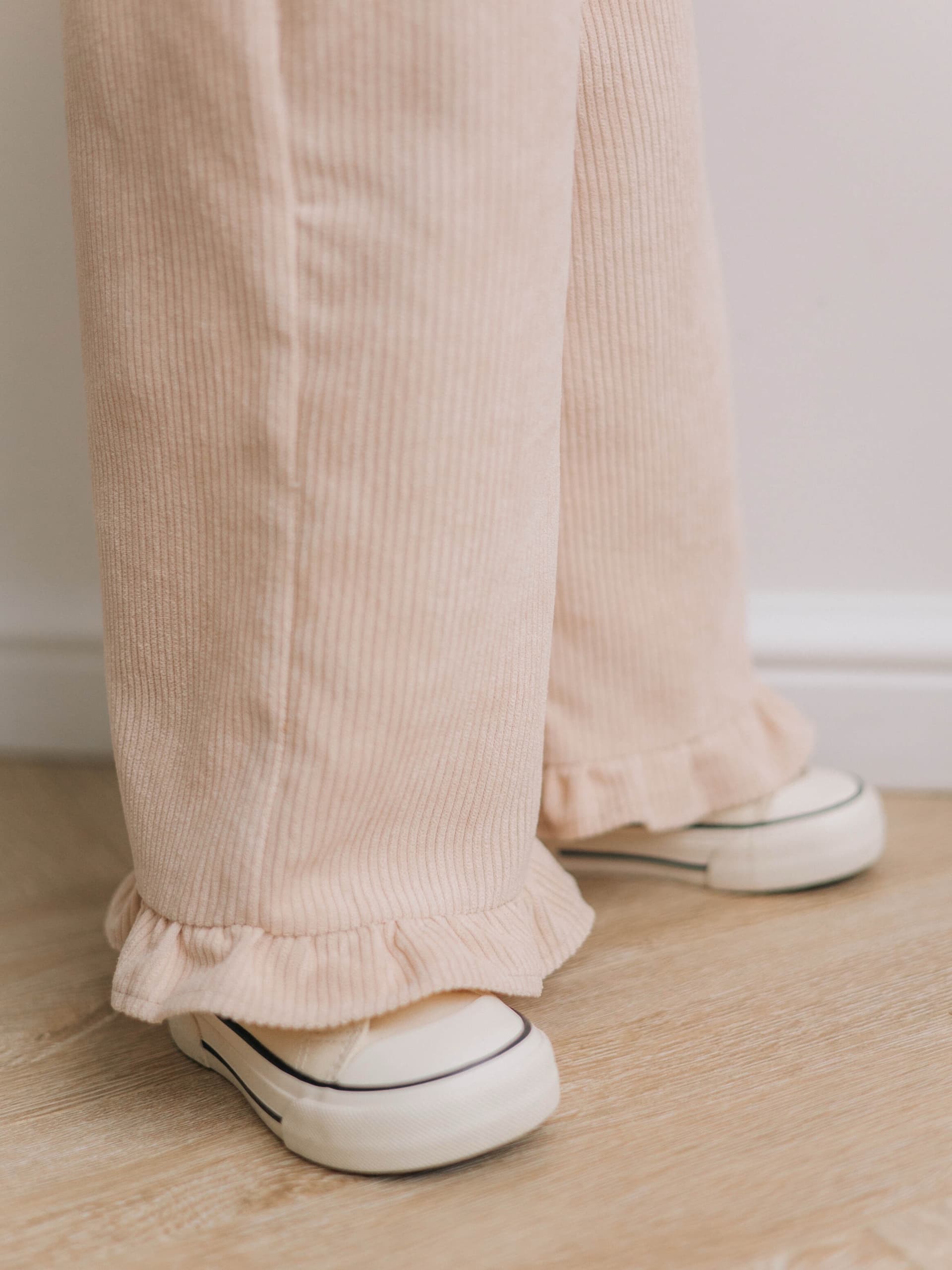 Вельветовые брюки с рюшками, Милк