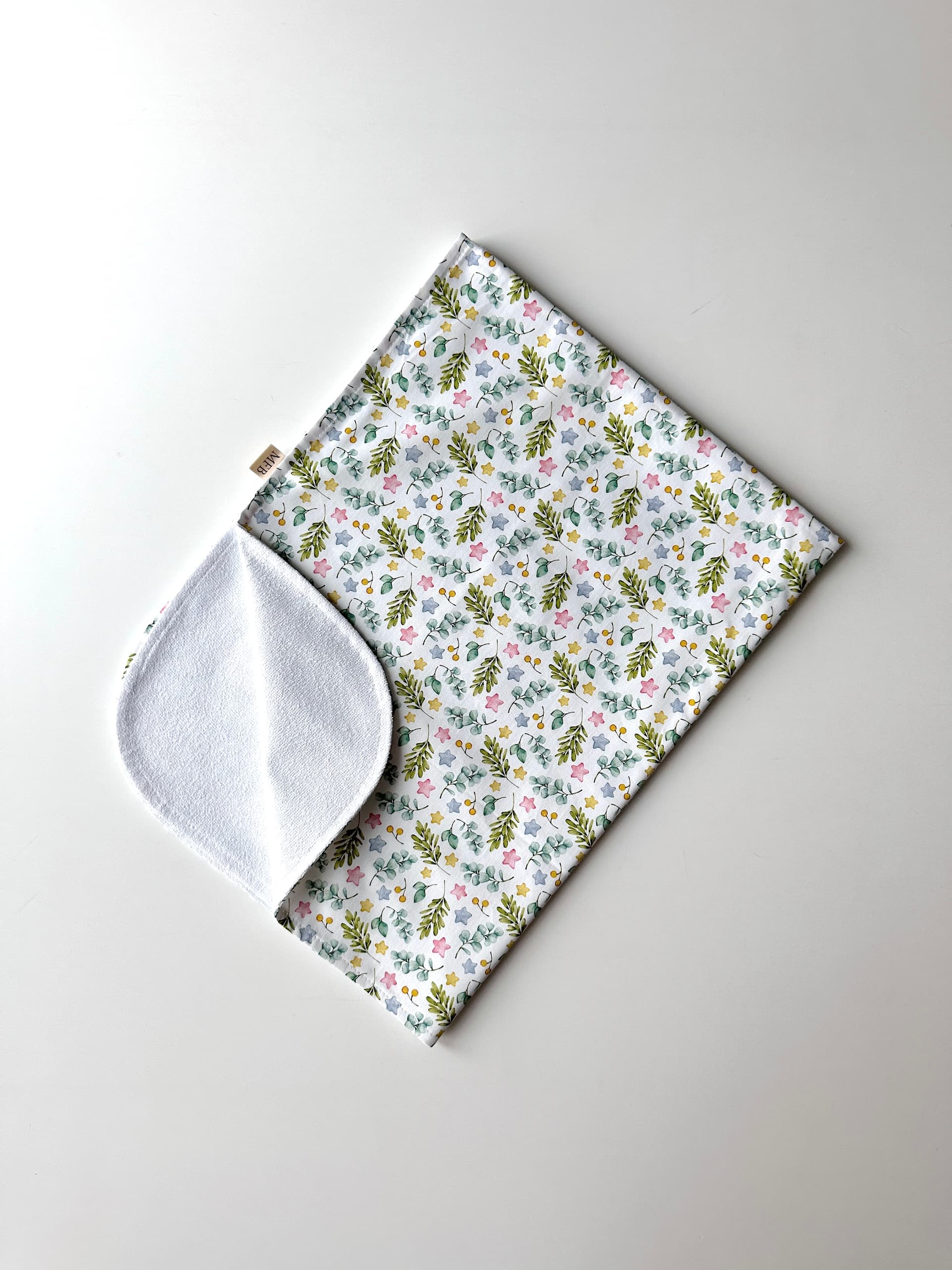 Набор пеленок "Веточки и звездочки M"