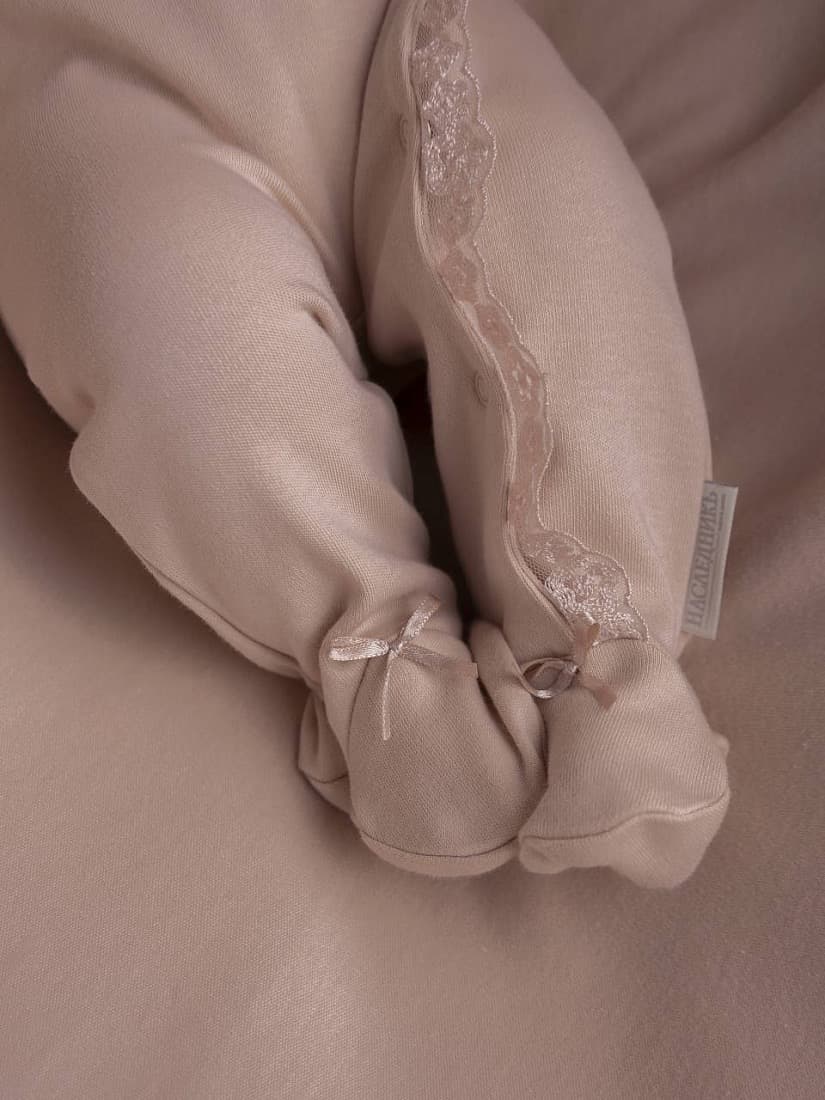 Комплект "Нежность": комбинезон и чепчик, Пудра