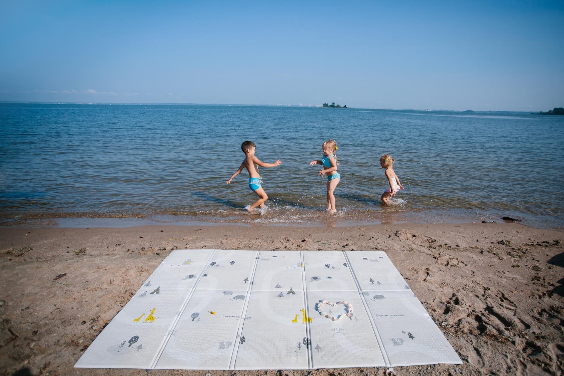 Коврик детский складной 140x200x1 см, Лесные тропинки