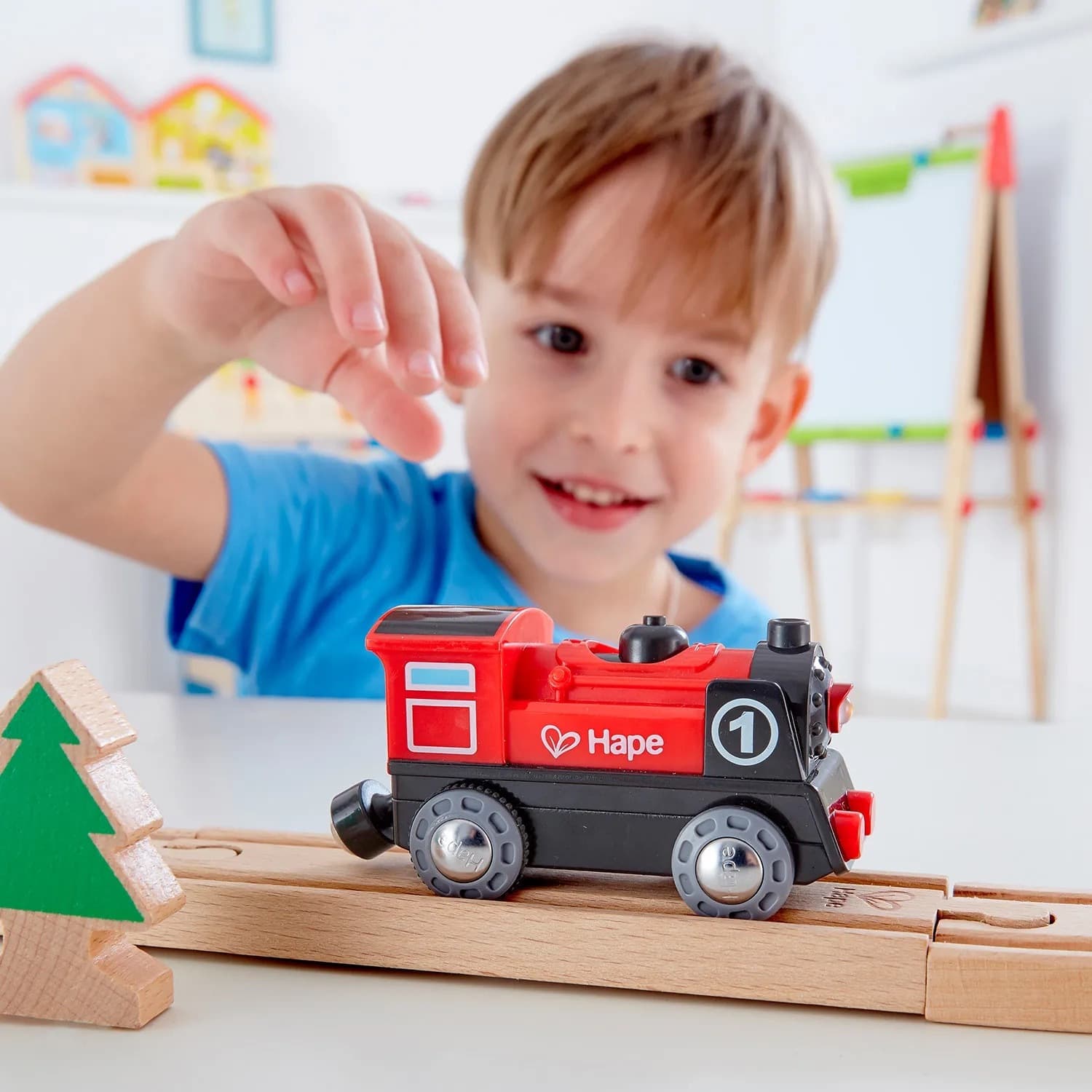 Паровоз со светом на батарейках