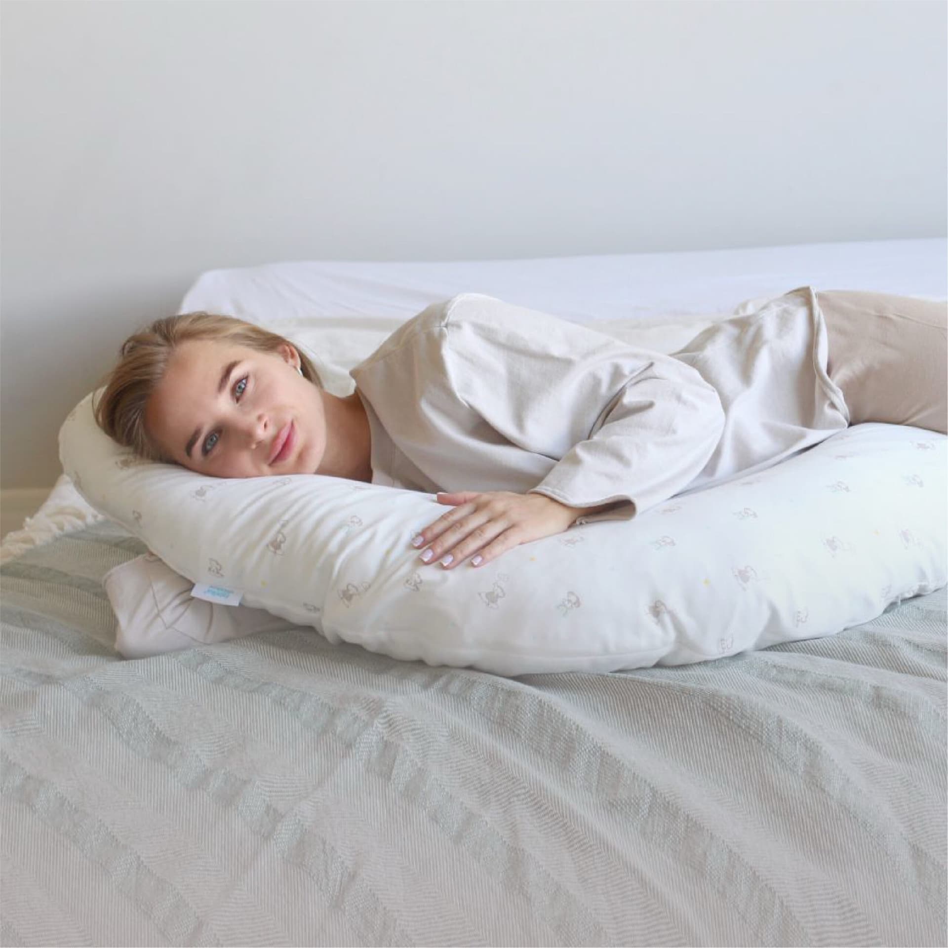 Подушка для беременных бумеранг Слоники