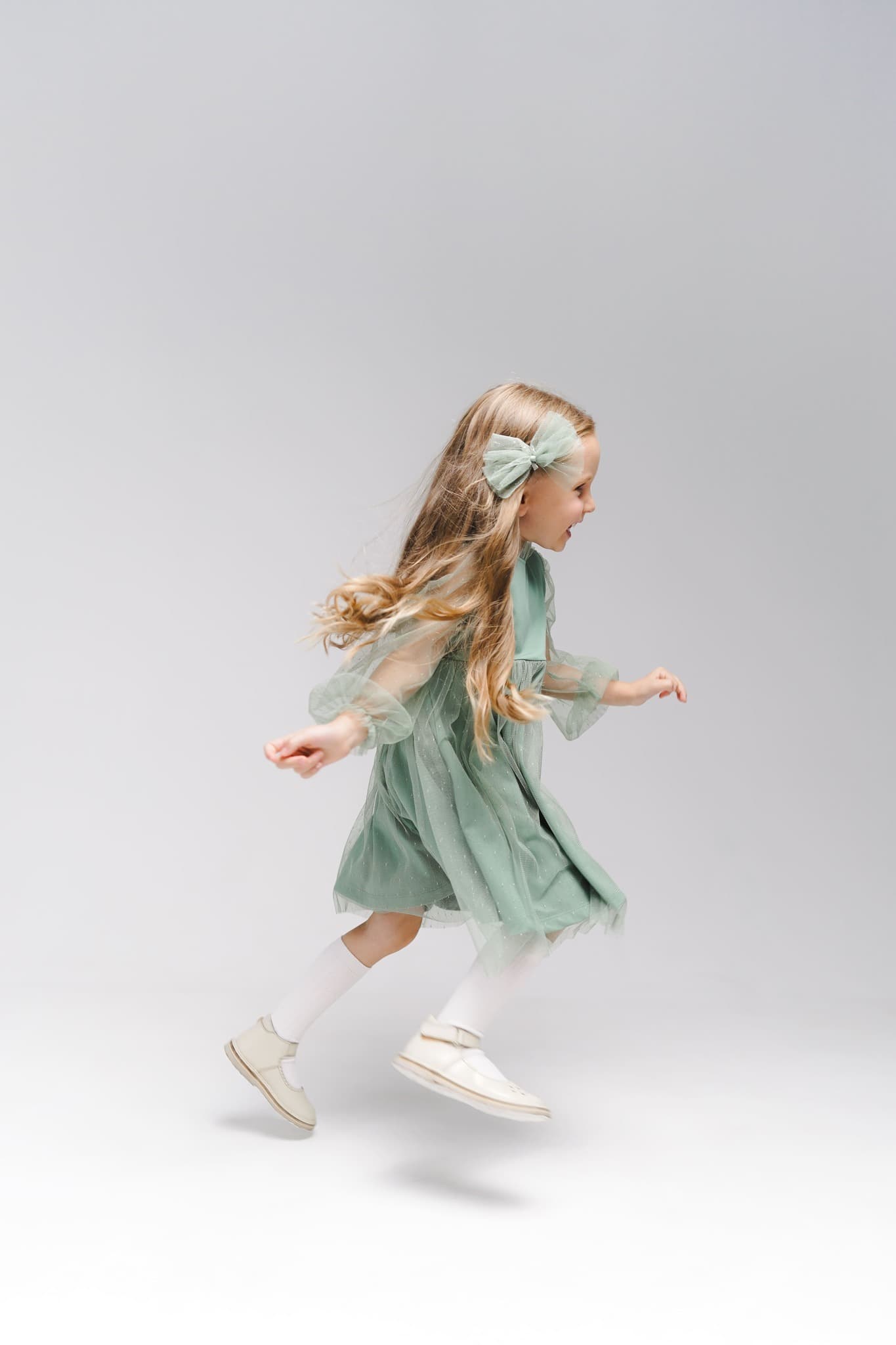 Наряд с длинным рукавом и юбкой из фатина "Мелисса"