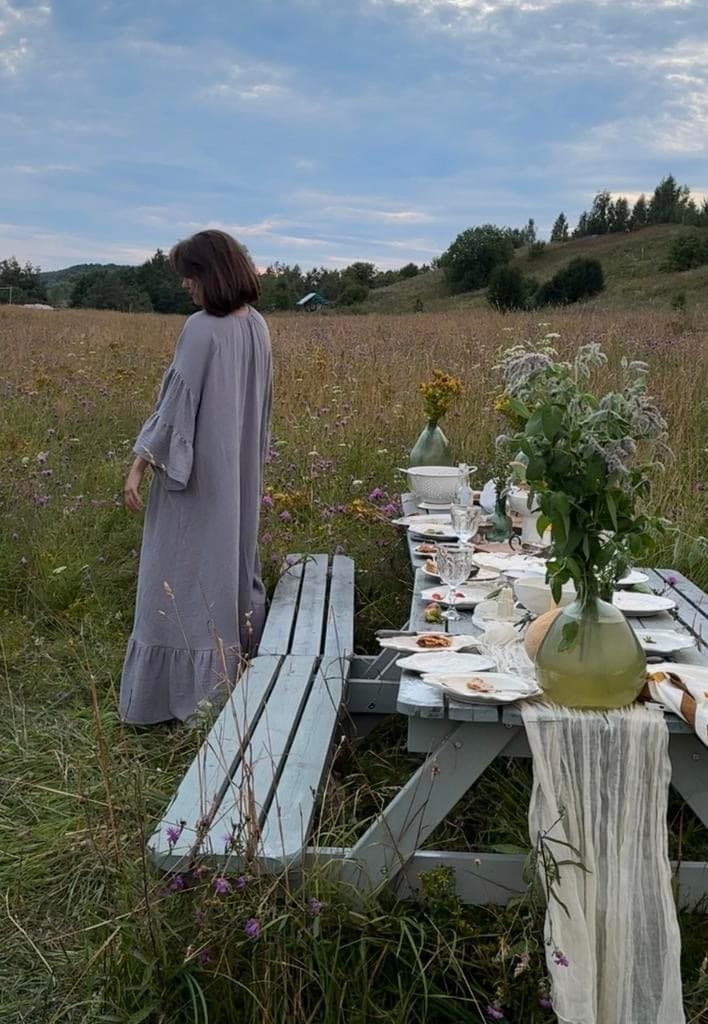 Платье муслиновое с воланами, Серый