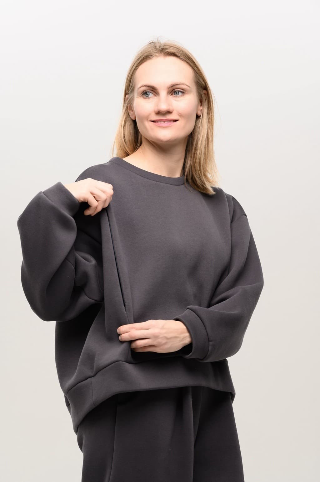 Костюм, Серый