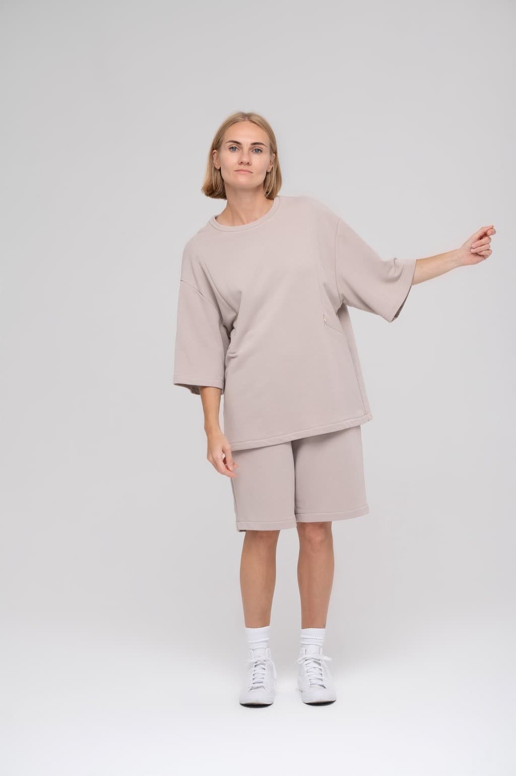 Костюм с шортами, Бежевый