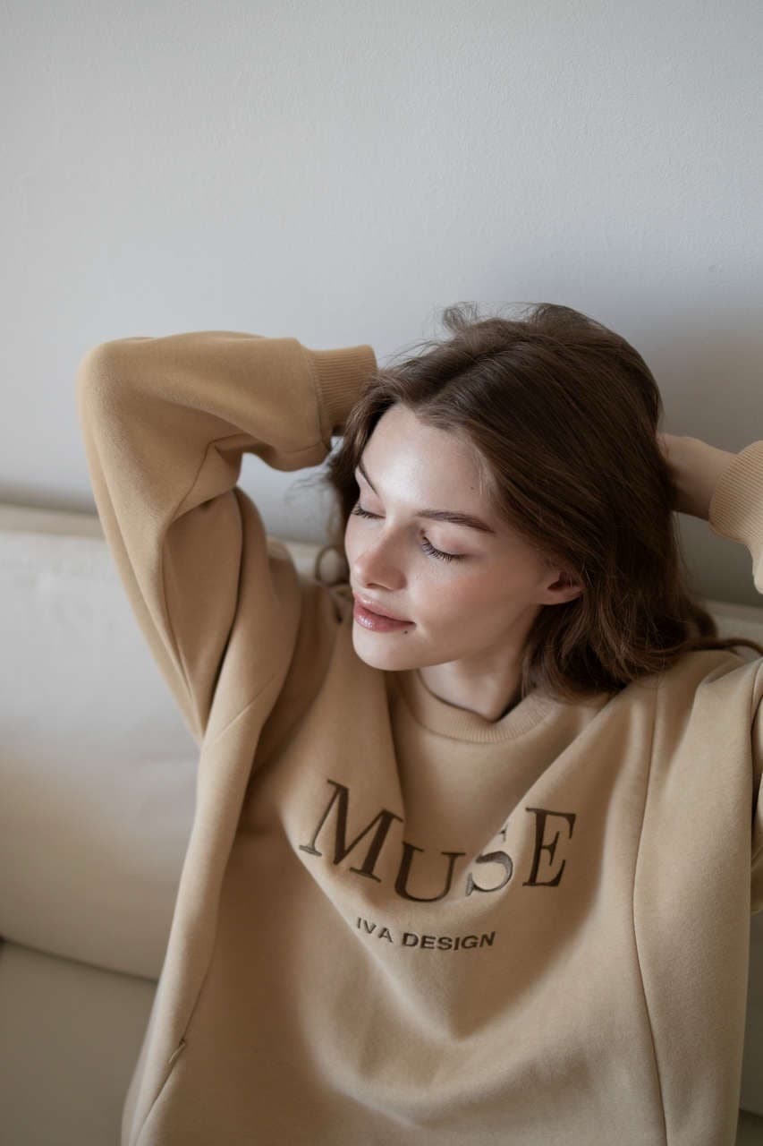 Свитшот Basic утепленный с вышивкой для беременных и кормящих, Бежевый