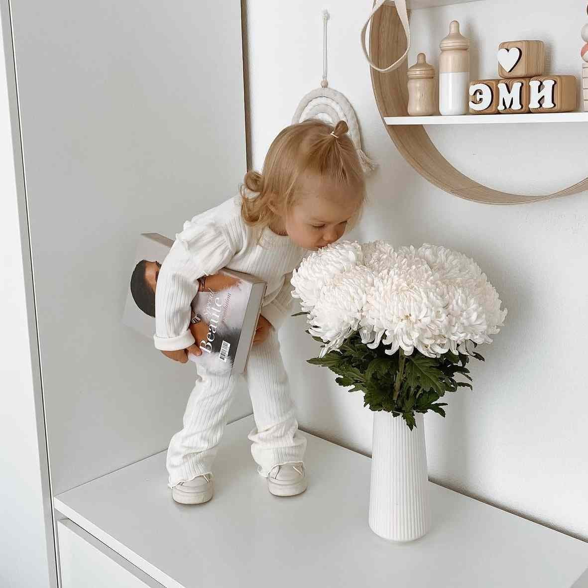 Костюм из теплой лапши, Молоко