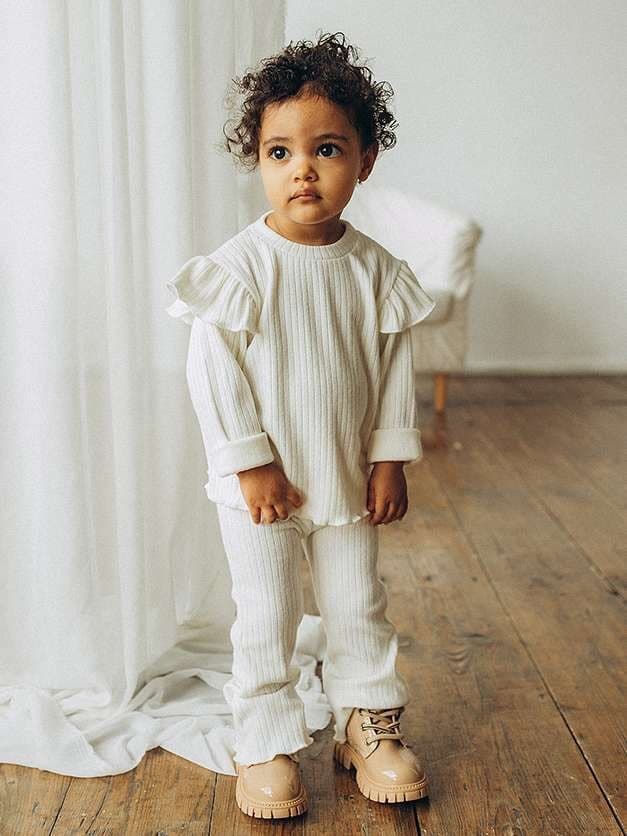 Костюм из теплой лапши, Молоко