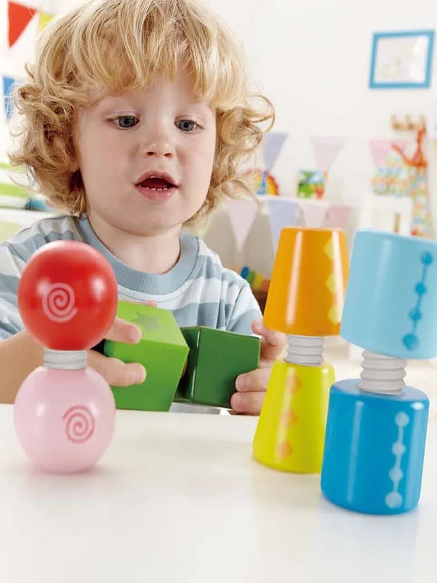 Игрушка развивающая "Закручивающиеся кубики"