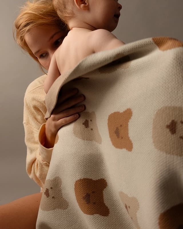 Плед детский Loomknits с мишками Экрю