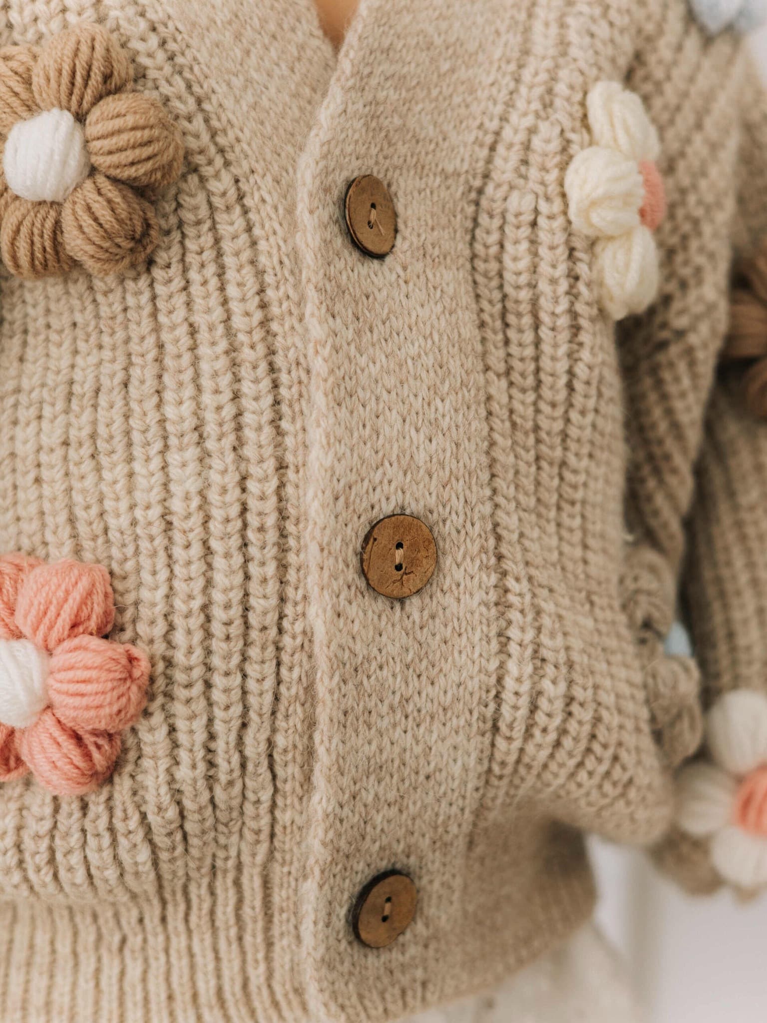 Кардиган с цветами, Бежевый
