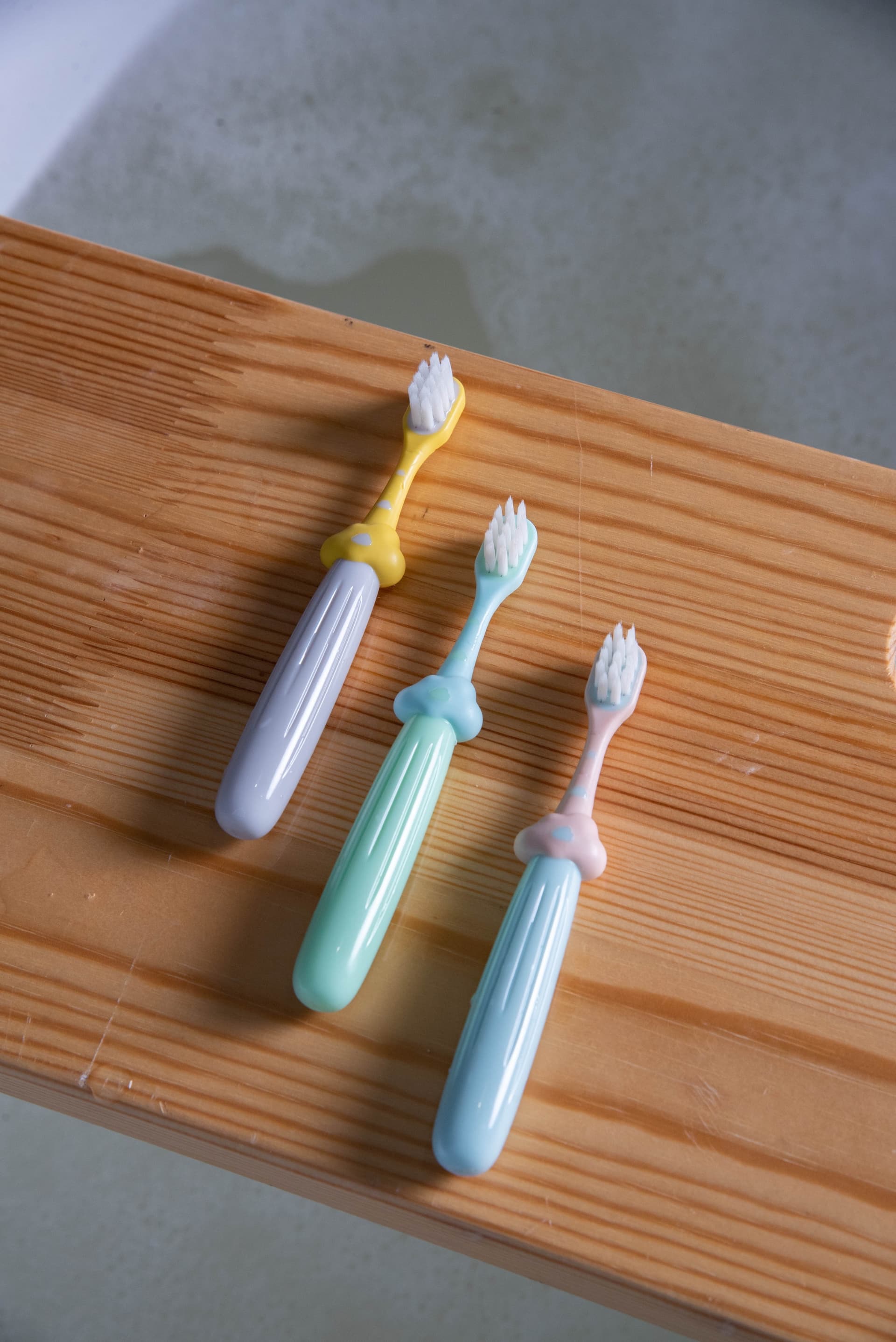 Набор детских зубных щеток Clouds, 3 шт