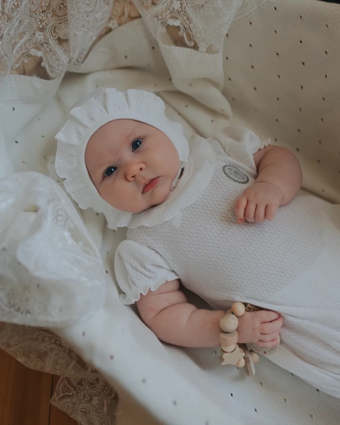 Песочник с рюшей, Экрю