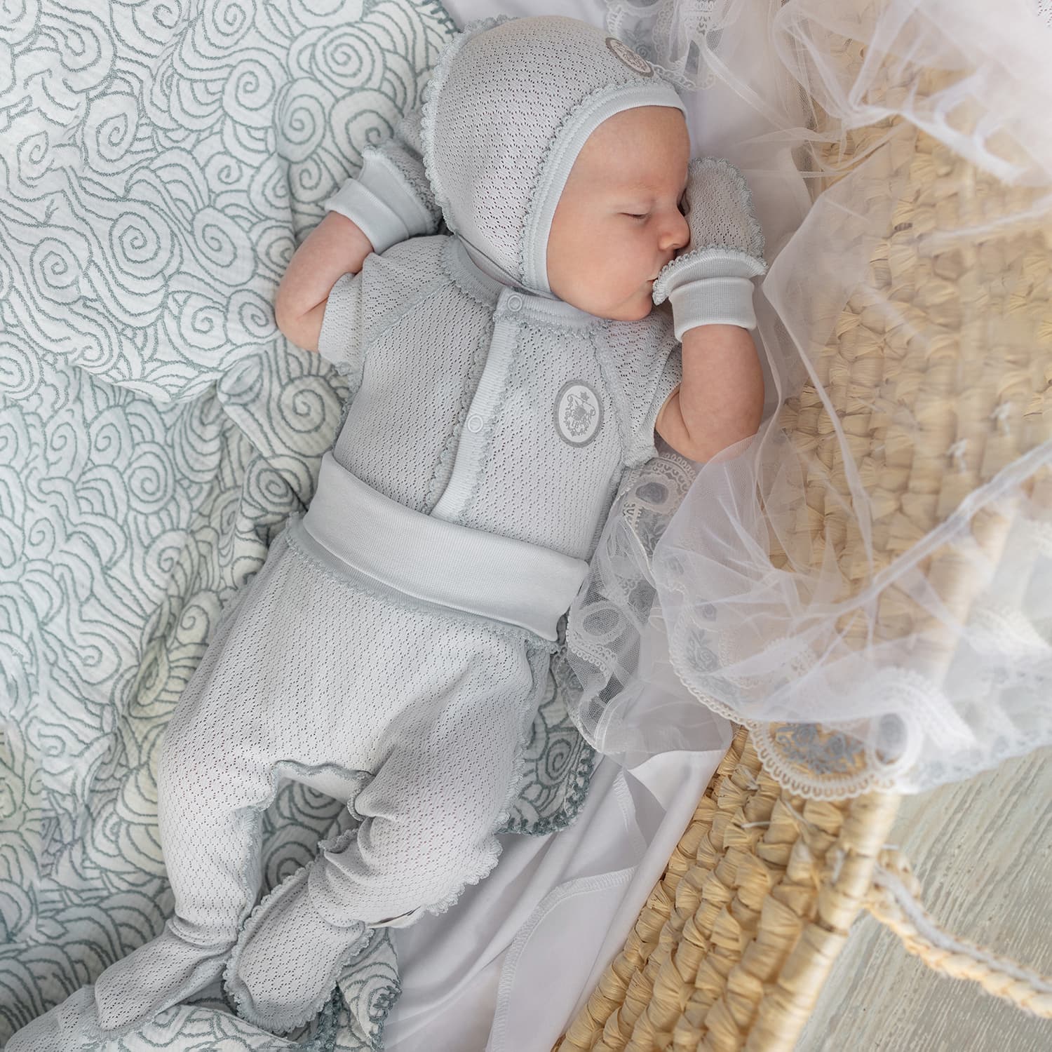 Чепчик, Серо-голубой