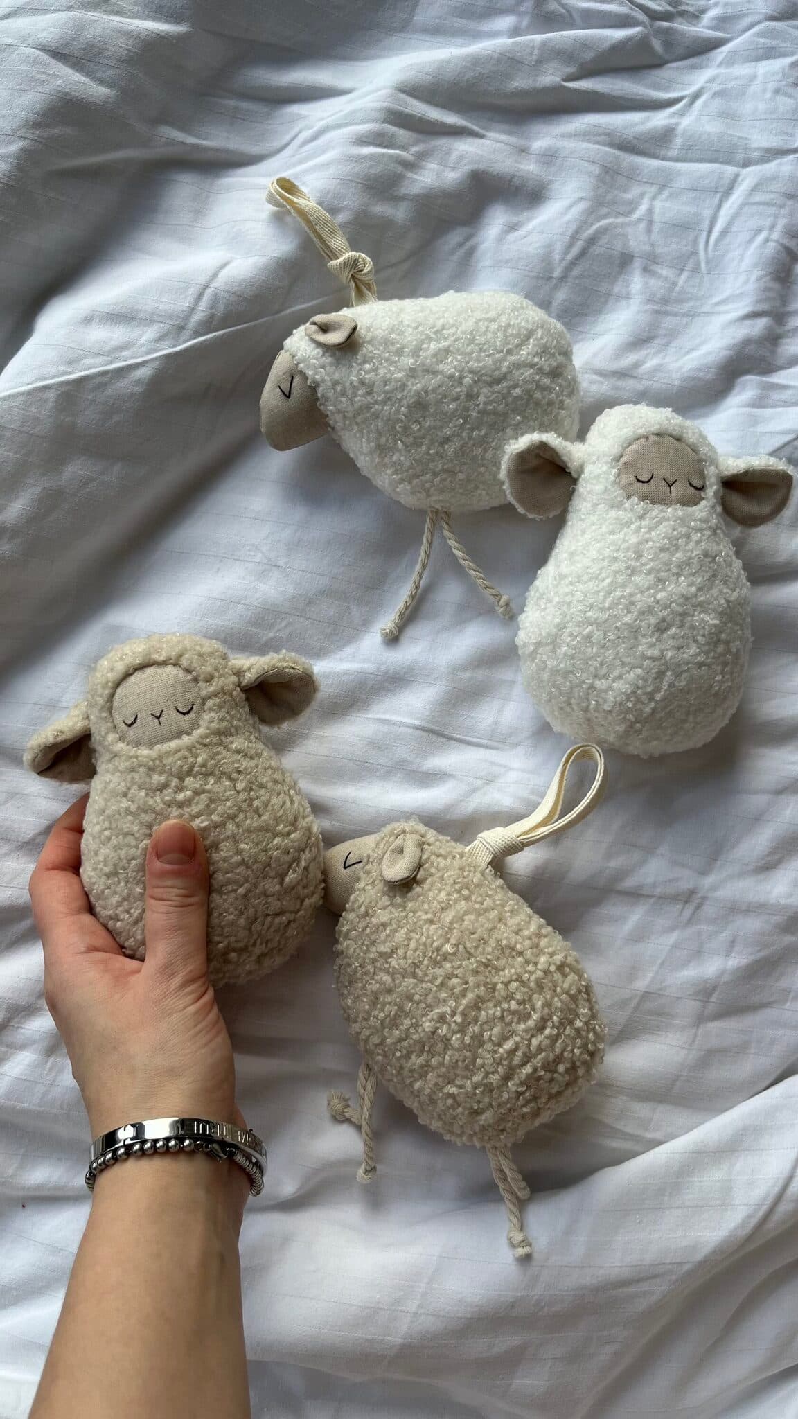 Неваляшка-погремушка Овечка, Бежевый