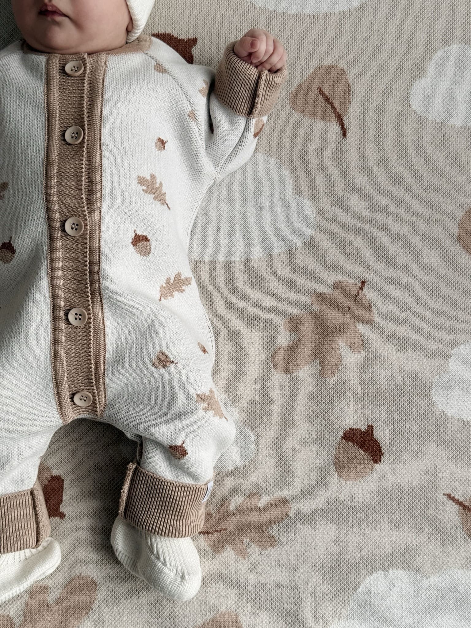 Комбинезон вязаный, Желуди