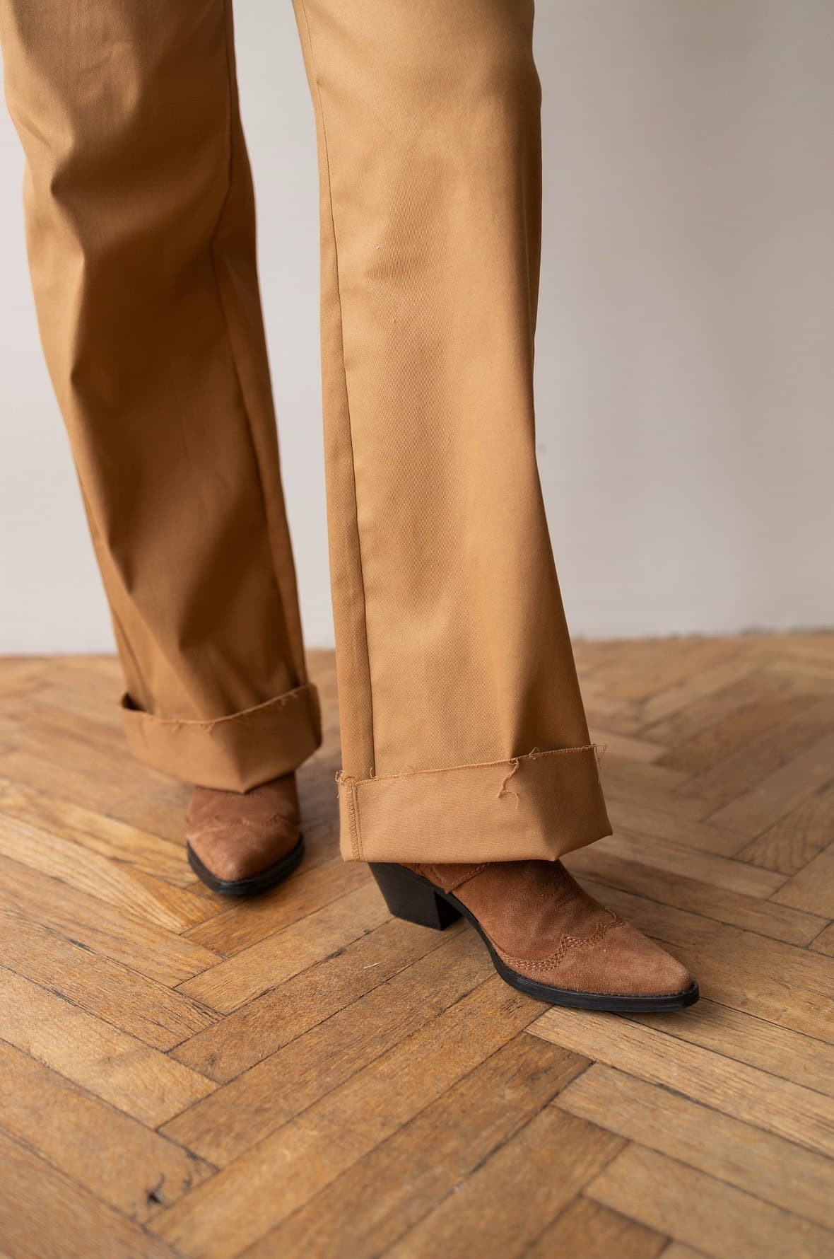 Джинсы для беременных свободные, Кэмэл