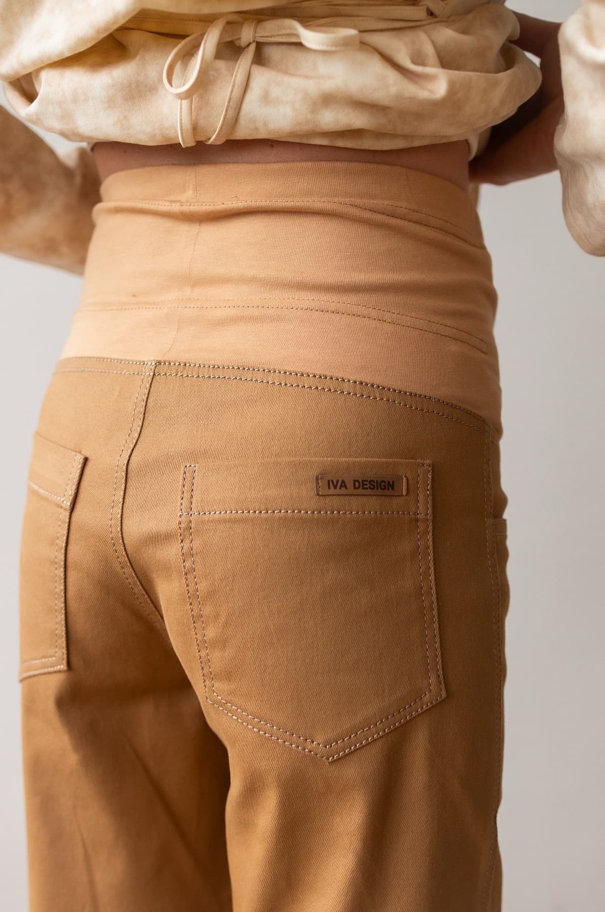 Джинсы для беременных свободные, Кэмэл