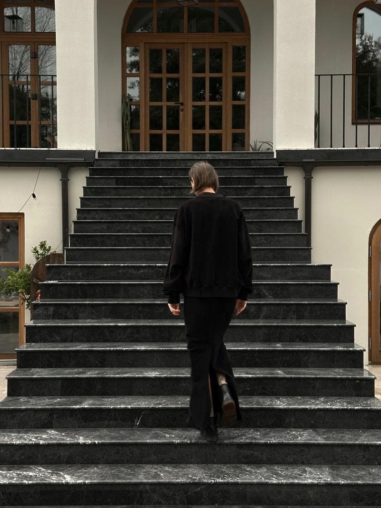 Костюм с юбкой, Черный