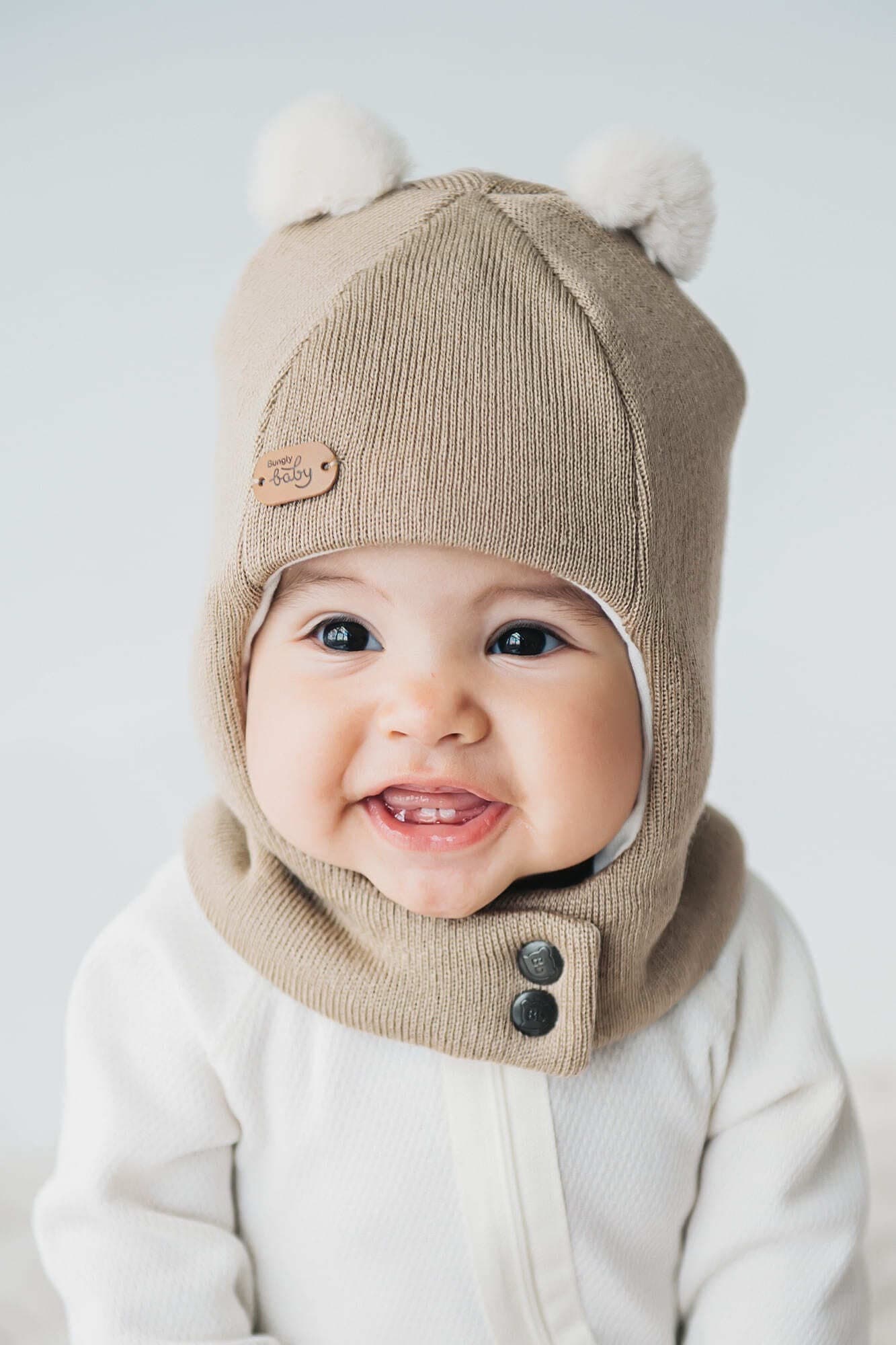 Шлем зимний из смесовой шерсти "Экрю" на кнопках