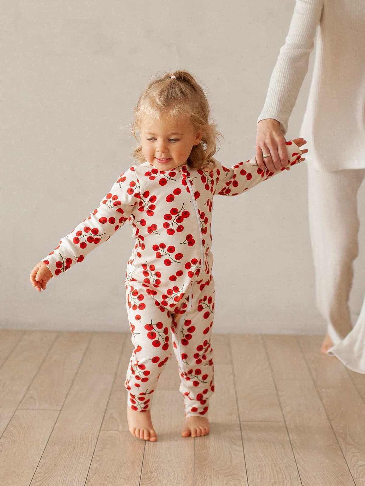 Комбинезон Mjolk Sleep and Play Cherry Tomatoes, на манжетах