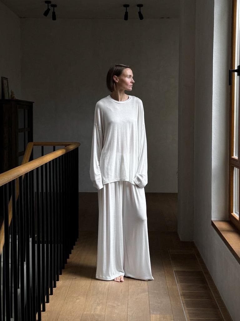 Костюм, Молочный