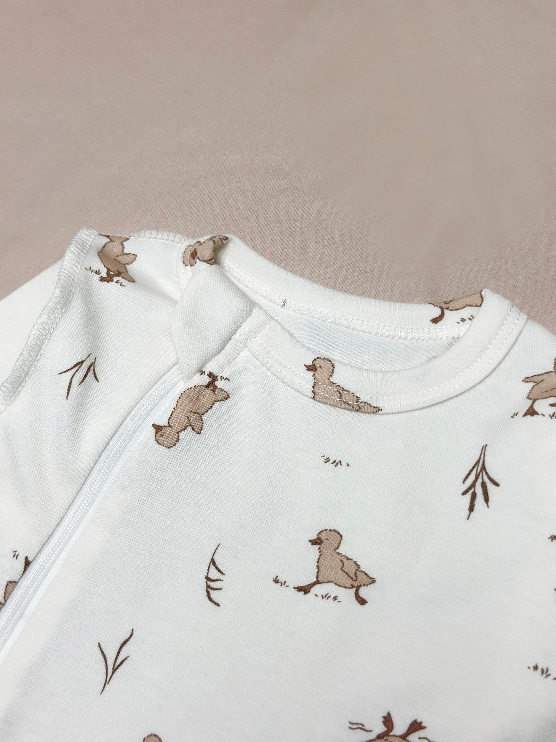 Комбинезон, Утята/Экрю