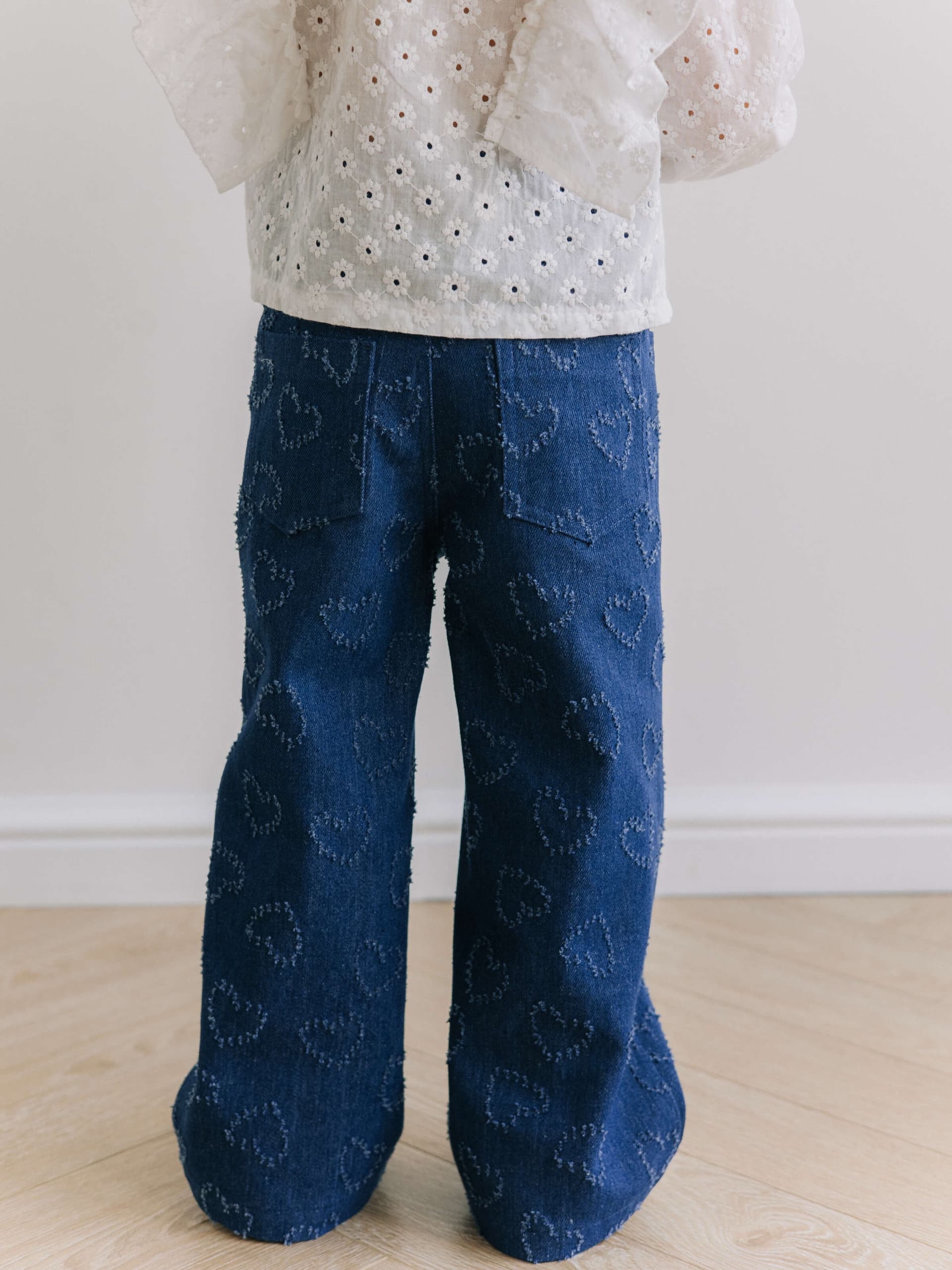 Джинсы с сердечками, Синий