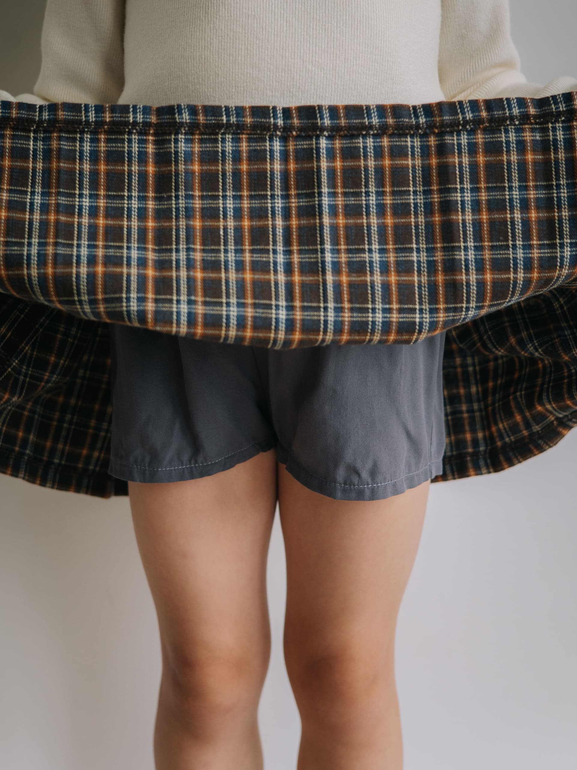 Юбка-шорты в клетку, Серый